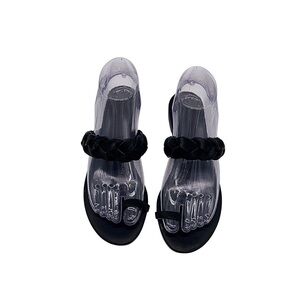 JENNI KAYNE Leather Braided Strap Sandals
Size: 37 Excellent Condition